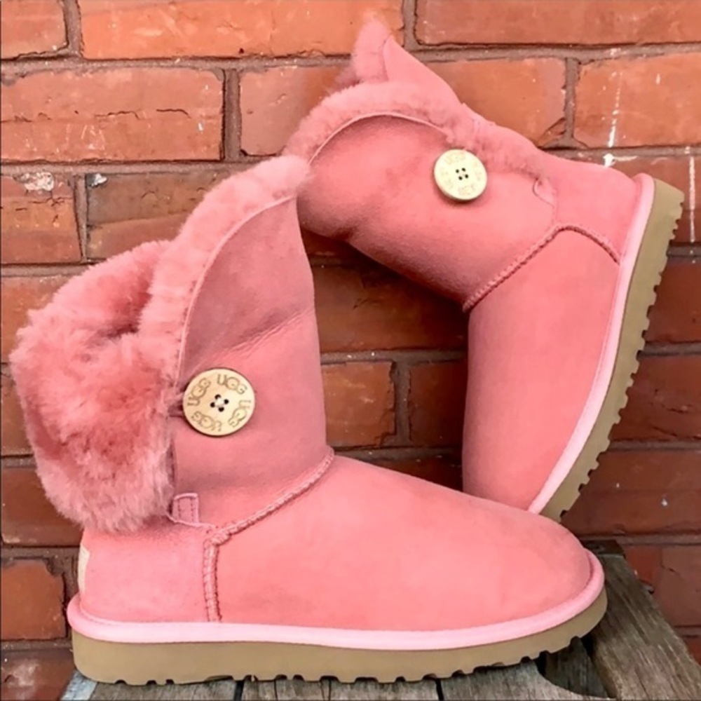 UGG Australia Vintage NEW Bailey Button Short Shearling Salmon Pink Winter Boots